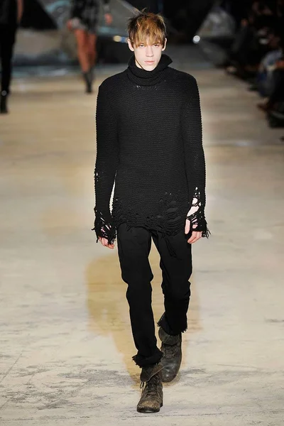 Look 22